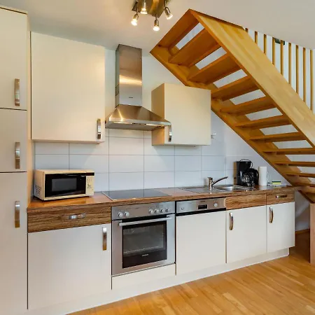 6 By Interhome *